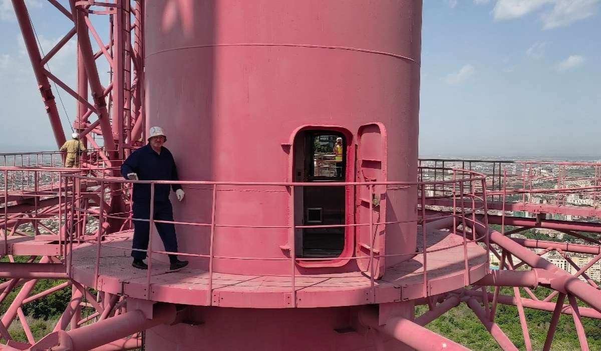 Տեխնիկական զննում Երևանի հեռուստաաշտարակում՝ Վ. Ն. Շիմանովսկու անվան ինստիտուտի մասնագետների կողմից